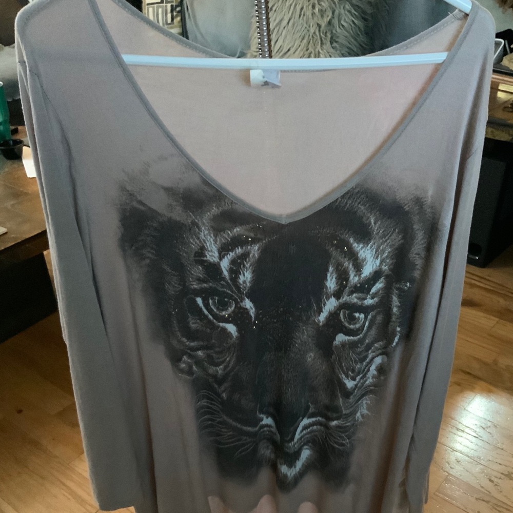 LA Tees Graphic Tiger Tunic with metallic accents